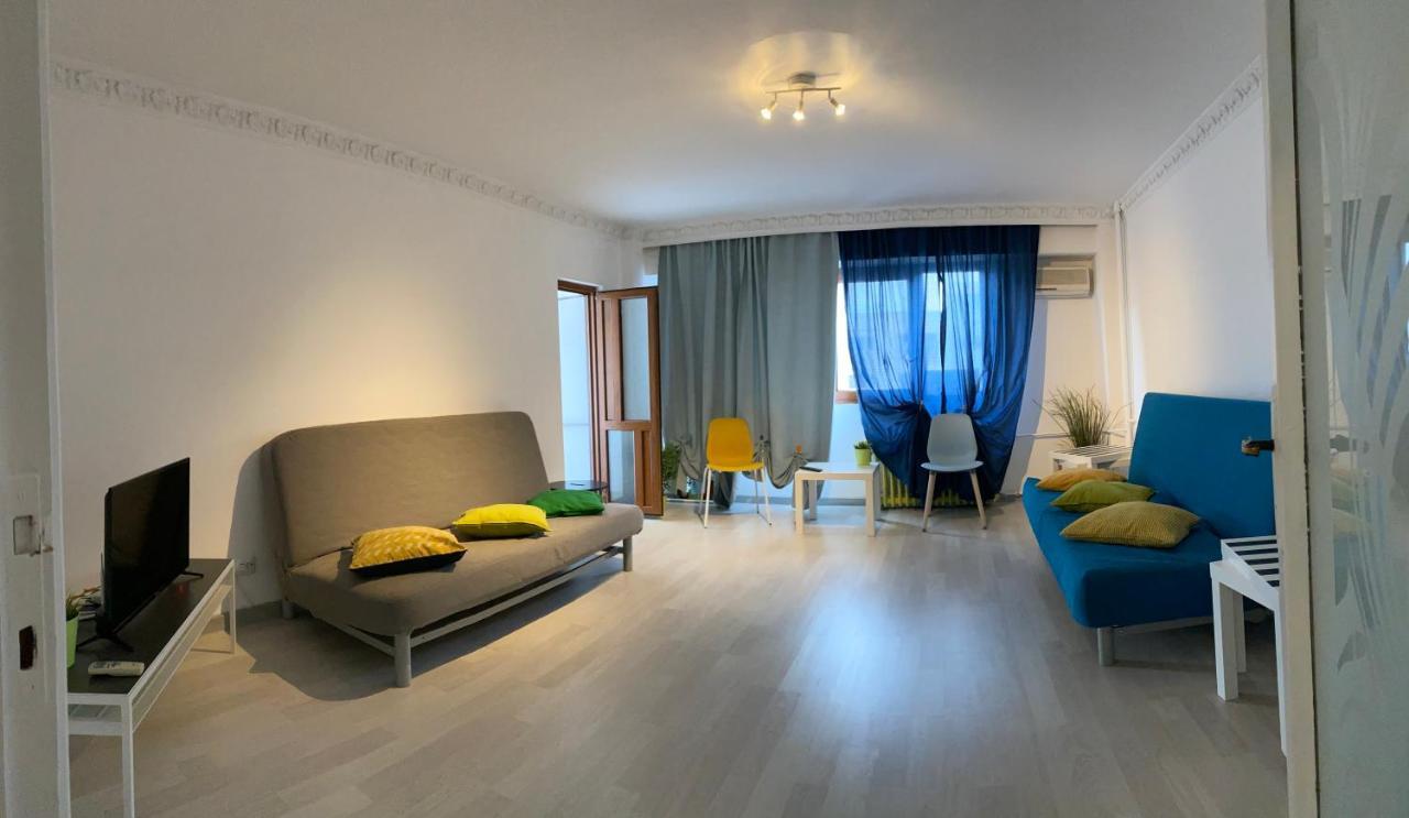 4-26 Mircea Voda Apartment *